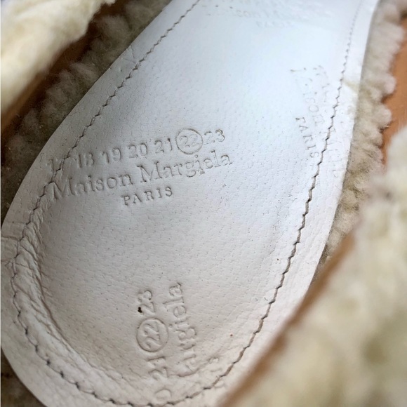 Maison Margiela Fuzzy Faux Fur Pumps - Picture 9 of 10